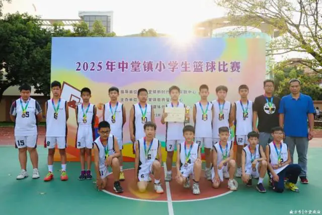 前锋如何通过心理训练增强比赛信心_1